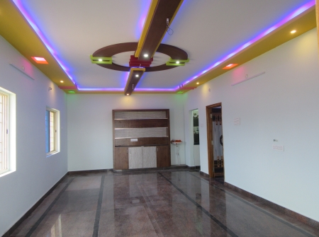 2) Li Id : 140  - Hall.JPG